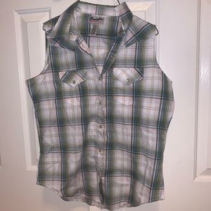 Wrangler button up tank top